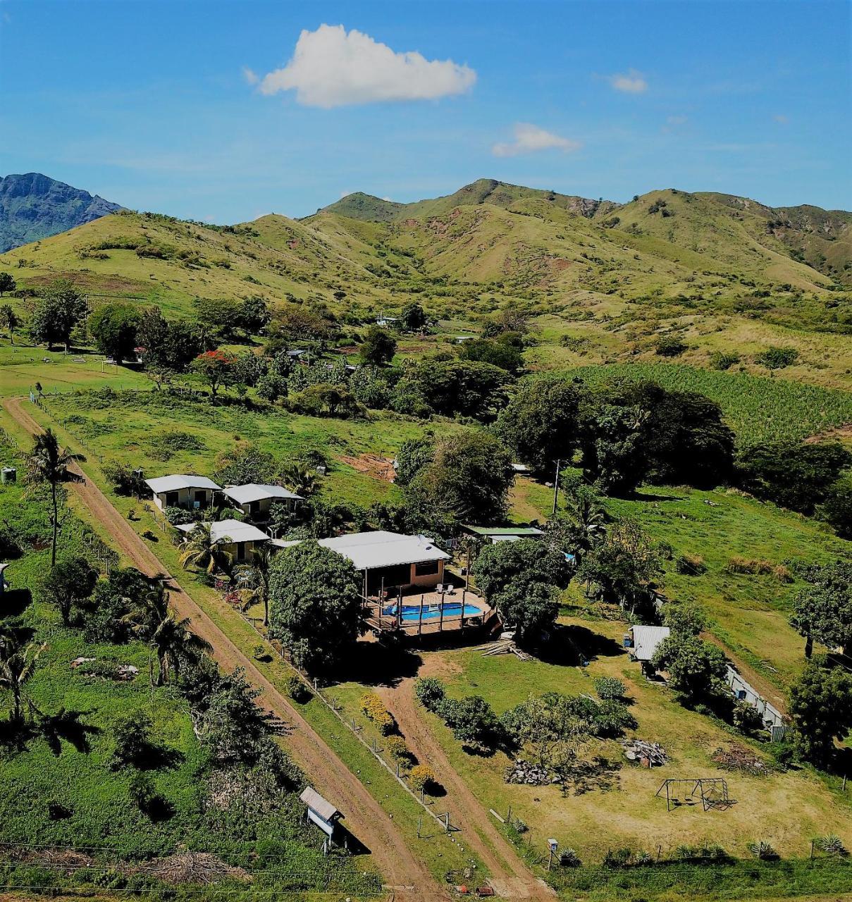 The Beehive Fiji Hotell Rakiraki Exteriör bild