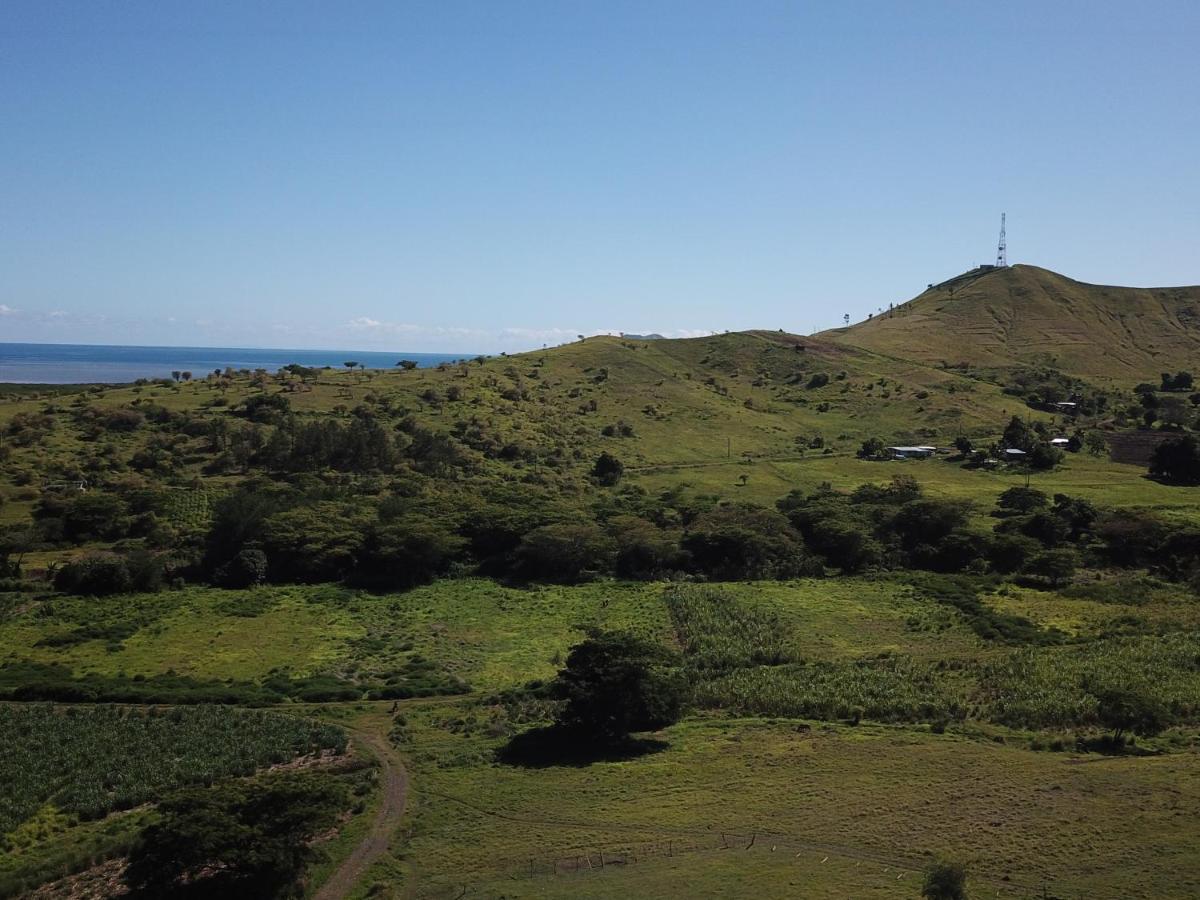 The Beehive Fiji Hotell Rakiraki Exteriör bild